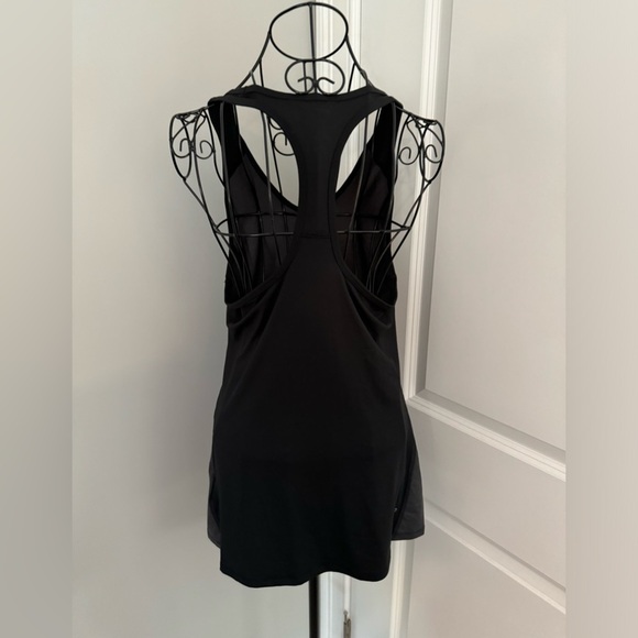 North Face Women’s Athletic Tank Top in Charcoal Gray Size Medium - Picture 4 of 5